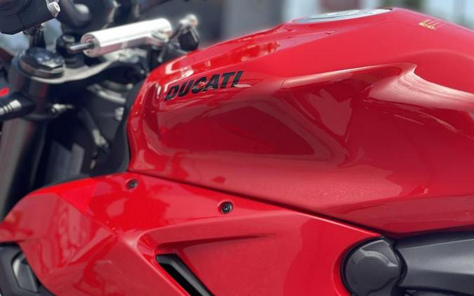 2023 Ducati Streetfighter V2 Ducati Red