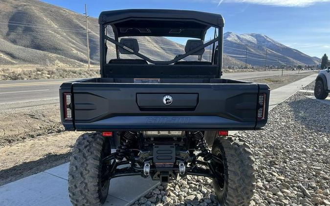 2026 Can-Am® Defender XT HD11