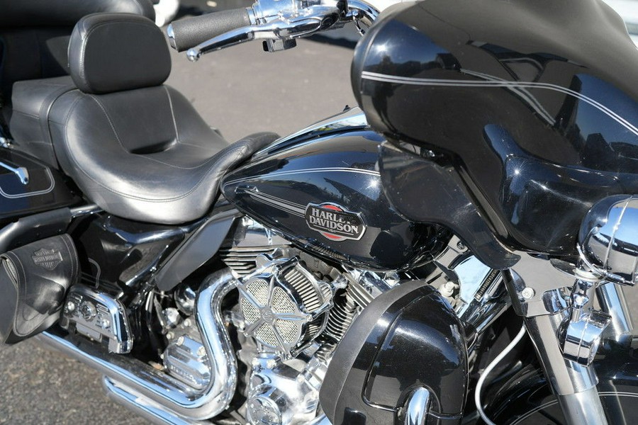 2011 Harley-Davidson FLHTCU - Ultra Classic Electra Glide