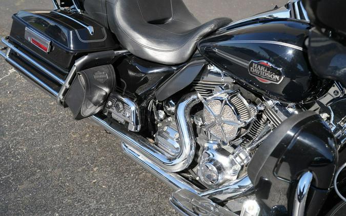 2011 Harley-Davidson FLHTCU - Ultra Classic Electra Glide