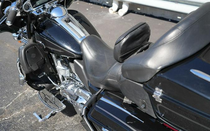 2011 Harley-Davidson FLHTCU - Ultra Classic Electra Glide