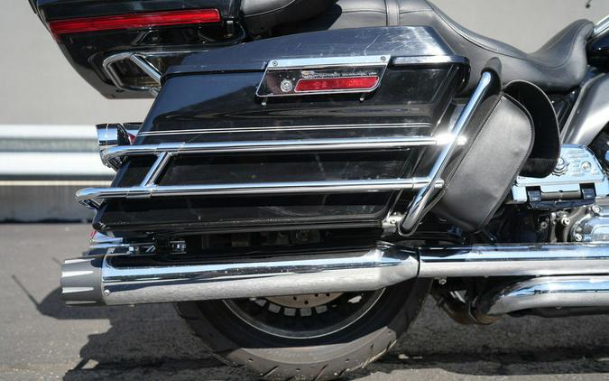 2011 Harley-Davidson FLHTCU - Ultra Classic Electra Glide
