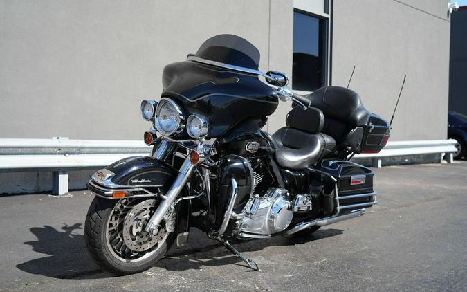 2011 Harley-Davidson FLHTCU - Ultra Classic Electra Glide
