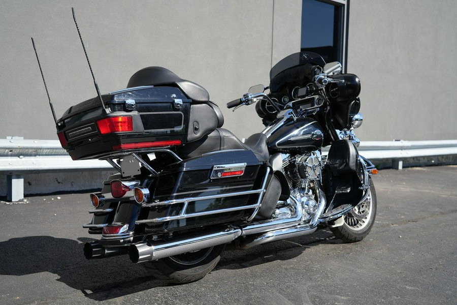2011 Harley-Davidson FLHTCU - Ultra Classic Electra Glide