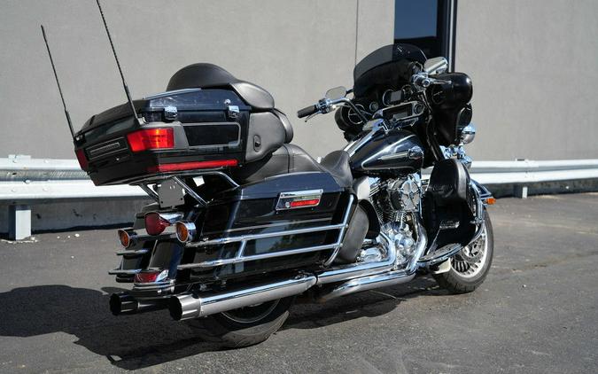 2011 Harley-Davidson FLHTCU - Ultra Classic Electra Glide
