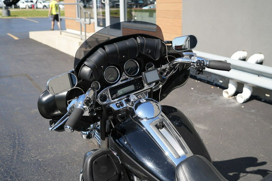 2011 Harley-Davidson FLHTCU - Ultra Classic Electra Glide