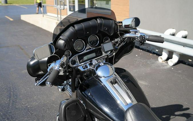 2011 Harley-Davidson FLHTCU - Ultra Classic Electra Glide