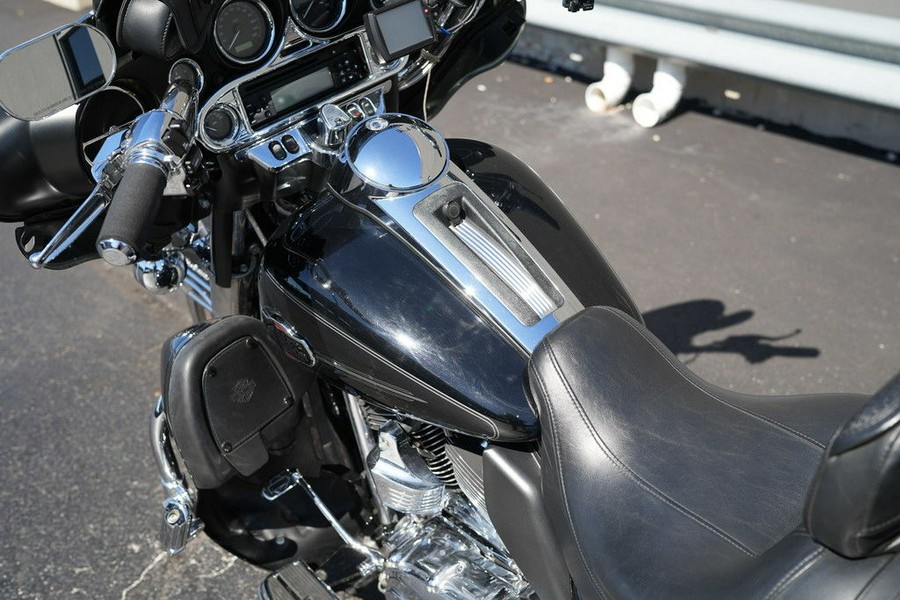 2011 Harley-Davidson FLHTCU - Ultra Classic Electra Glide