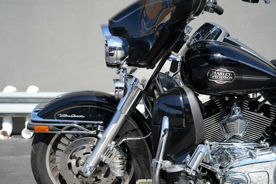 2011 Harley-Davidson FLHTCU - Ultra Classic Electra Glide