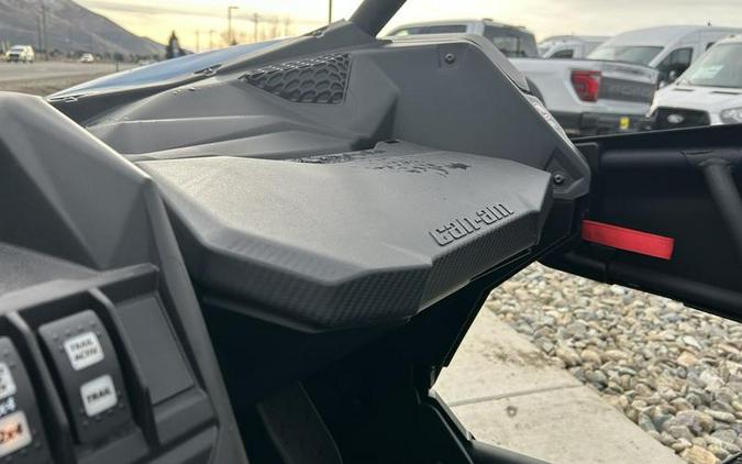 2026 Can-Am® Maverick X3 MAX DS Turbo RR Scandi Blue & Orange Crush