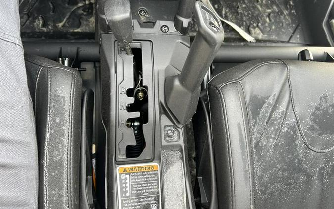 2026 Can-Am® Maverick X3 MAX DS Turbo RR Scandi Blue & Orange Crush