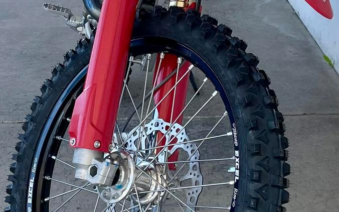 2026 Ducati Desmo450 MX