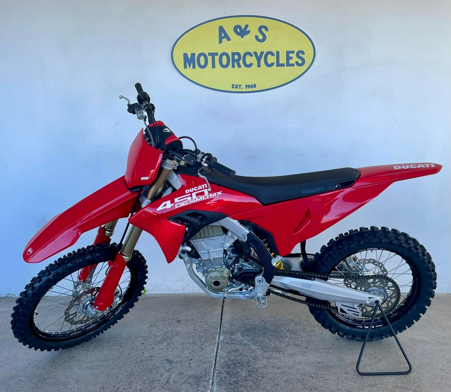 2026 Ducati Desmo450 MX