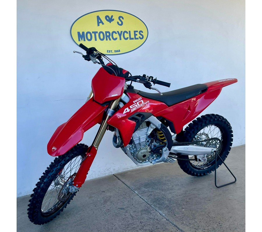 2026 Ducati Desmo450 MX