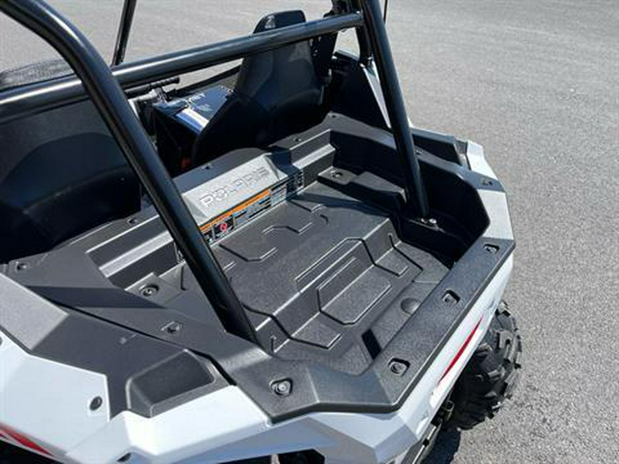 2023 Polaris RZR 200 EFI