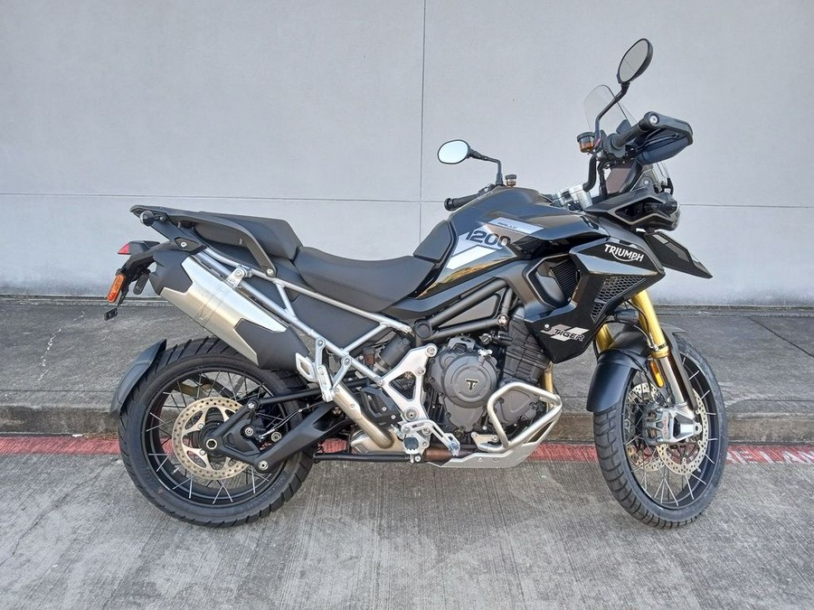 2023 Triumph Tiger 1200 Rally Pro Sapphire Black