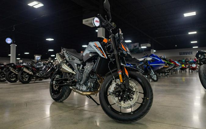 2024 KTM 790 Duke