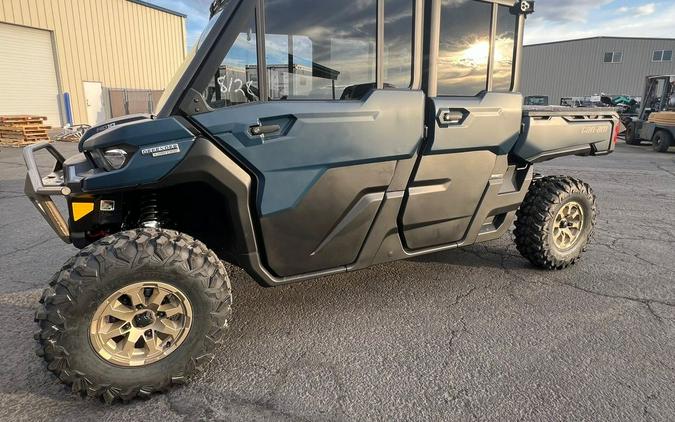 2025 Can-Am® Defender MAX Limited HD10