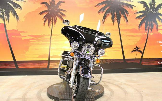2024 Harley-Davidson® FLHTP