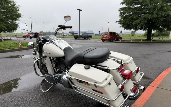 2008 Harley-Davidson® Police Road King® Birch White