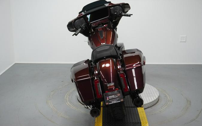 2024 Harley-Davidson® CVO™ Street Glide® Copperhead