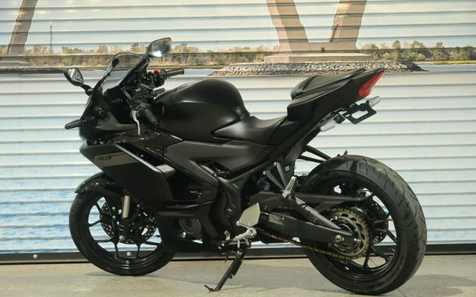 2025 Yamaha YZF-R3