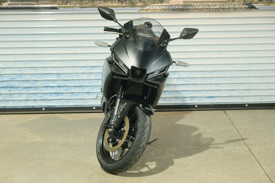 2025 Yamaha YZF-R3
