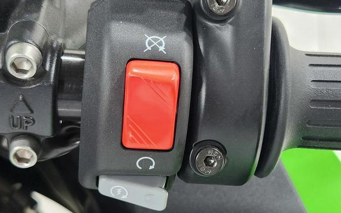 2024 Kawasaki Ninja® ZX™-14R 40th Anniversary Edition ABS