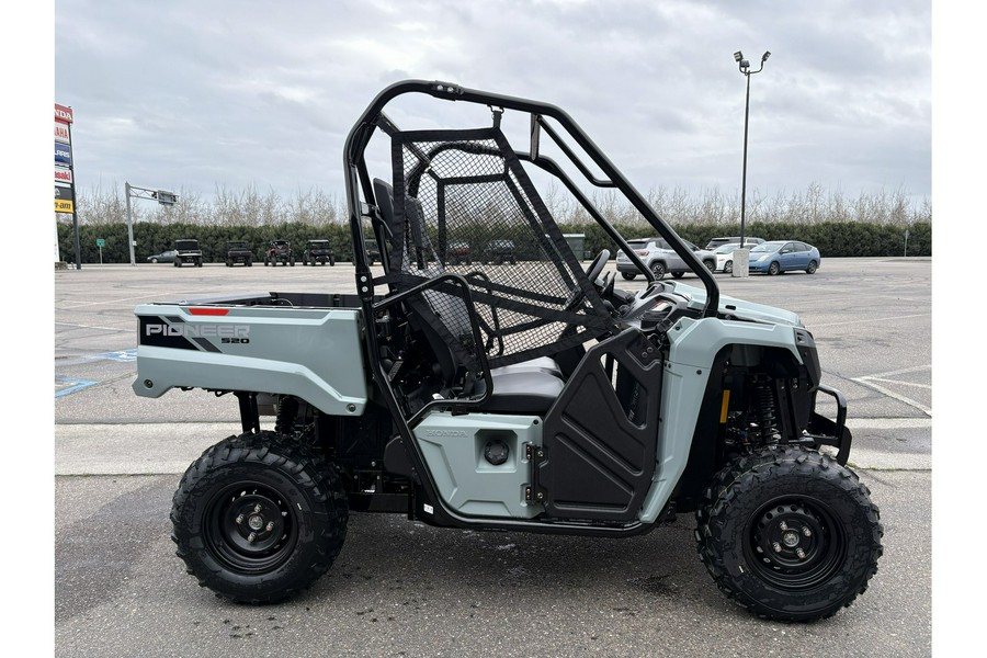 2026 Honda Pioneer 520