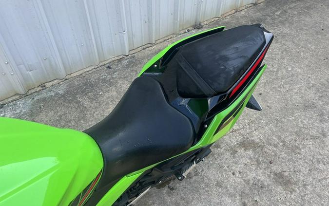 2023 Kawasaki Ninja 400 KRT Edition ABS