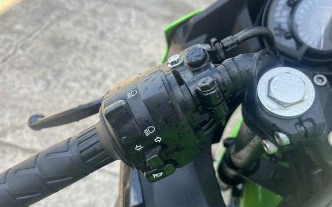 2023 Kawasaki Ninja 400 KRT Edition ABS