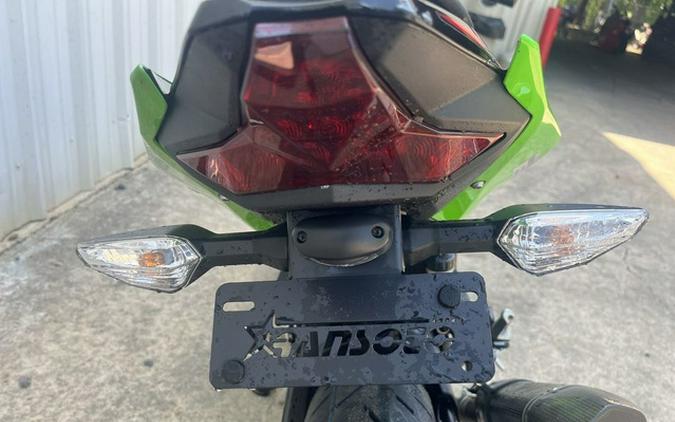 2023 Kawasaki Ninja 400 KRT Edition ABS