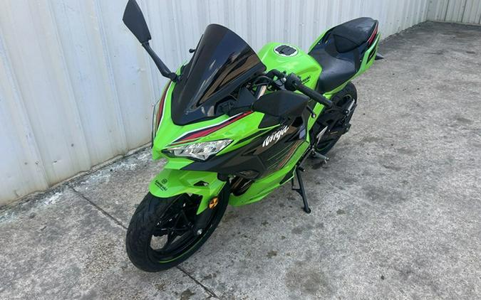 2023 Kawasaki Ninja 400 KRT Edition ABS