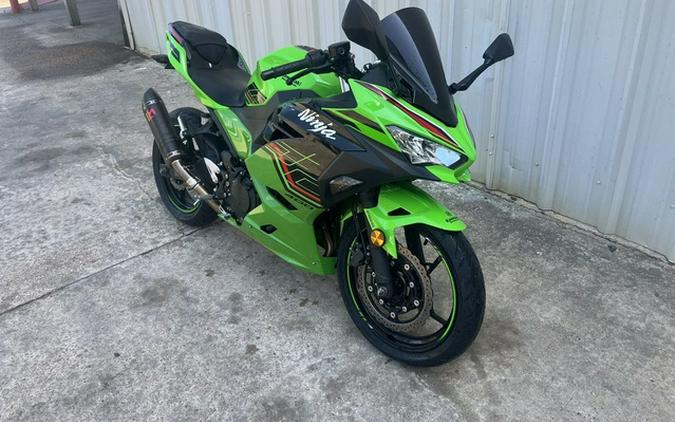 2023 Kawasaki Ninja 400 KRT Edition ABS