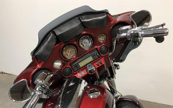 2012 Harley-Davidson® CVO Street Glide - FP8135