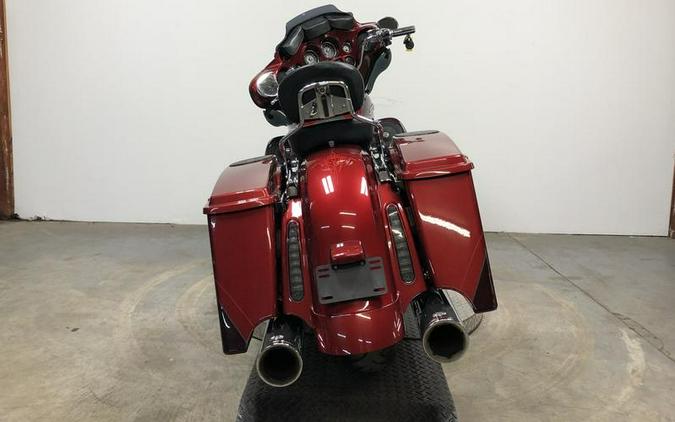 2012 Harley-Davidson® CVO Street Glide - FP8135