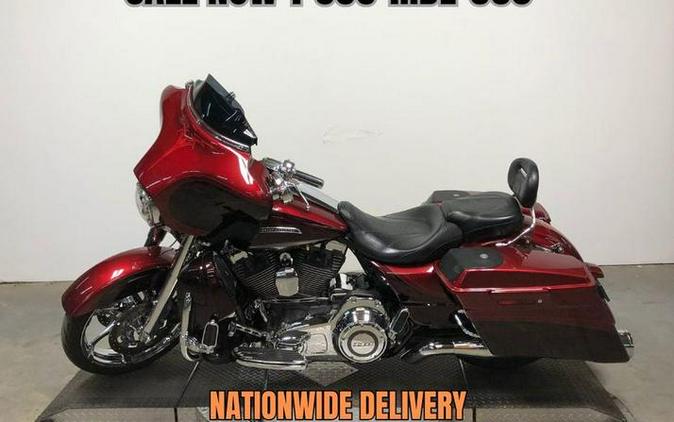 2012 Harley-Davidson® CVO Street Glide - FP8135