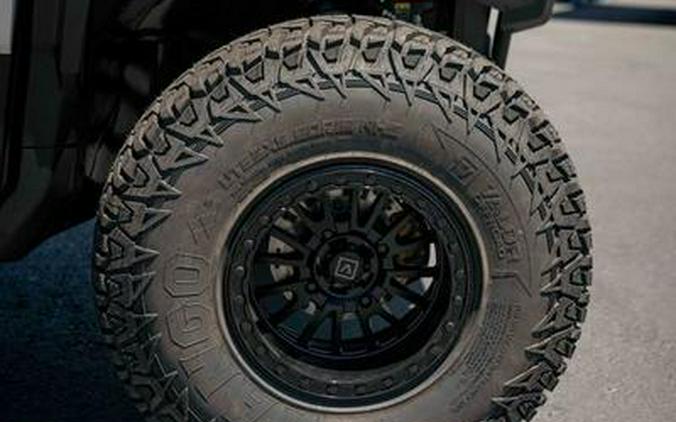 2026 Can-Am® Defender MAX Limited HD11