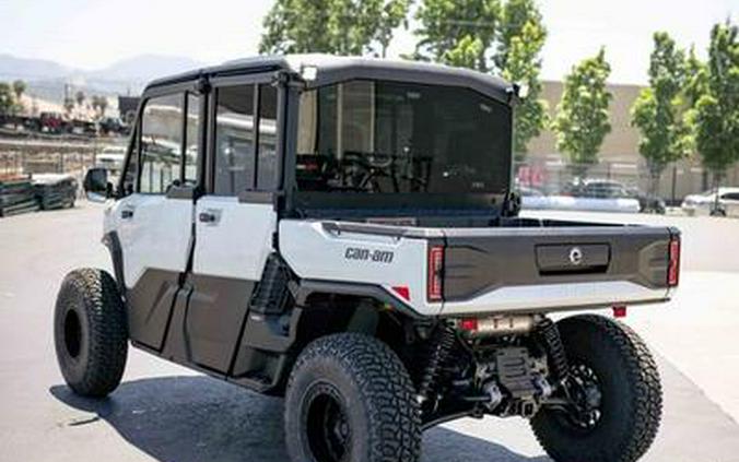 2026 Can-Am® Defender MAX Limited HD11