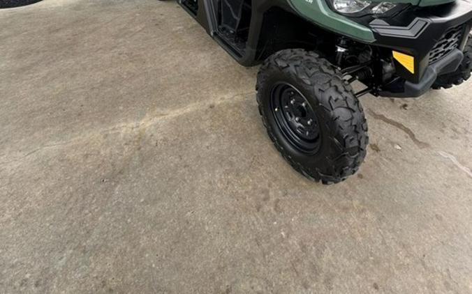2023 Can-Am® Defender MAX HD7