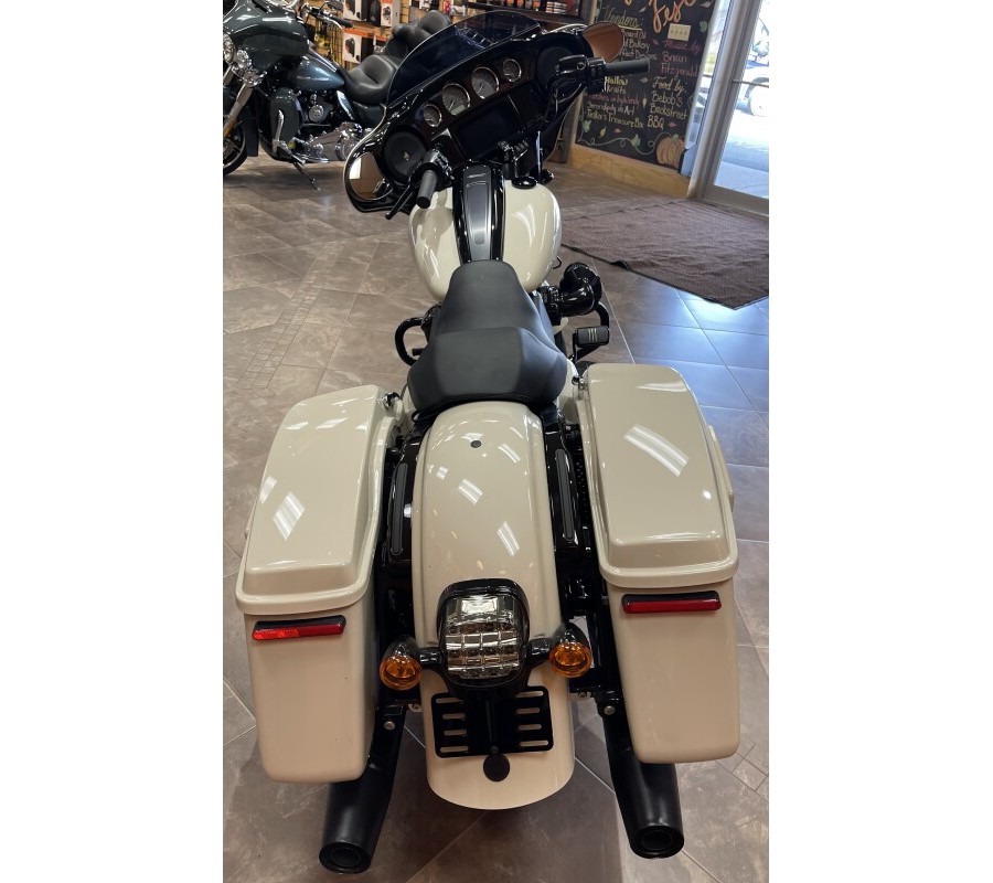 2023 Harley-Davidson Street Glide ST White Sand Pearl