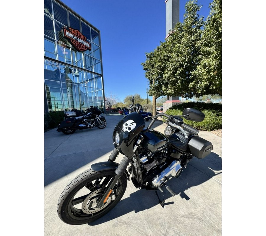 2025 Harley-Davidson® FXBB - Street Bob®