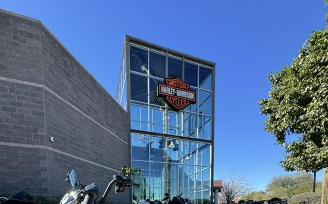 2025 Harley-Davidson® FXBB - Street Bob®