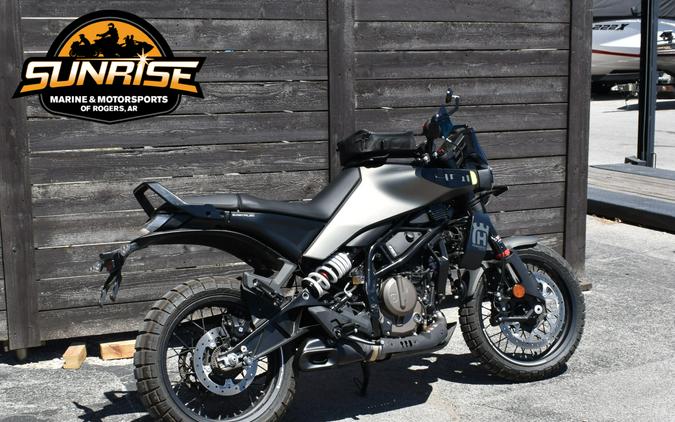 2024 Husqvarna Motorcycles SVARTPILEN 401