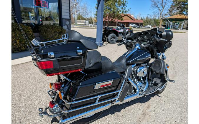 2012 Harley-Davidson® FLHTCU Ultra Classic Electra Glide