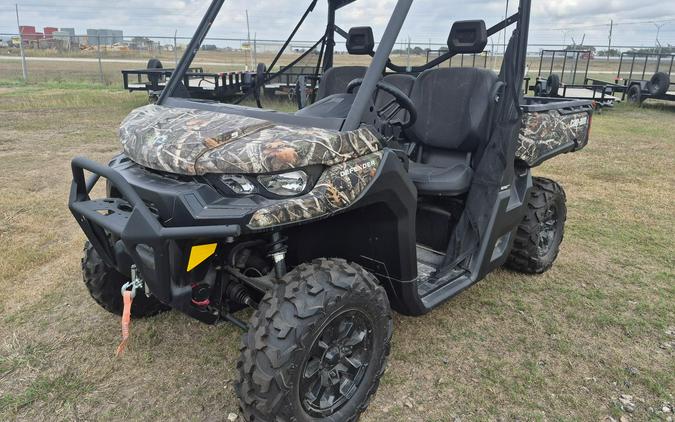 2025 Can-Am Defender XT HD9