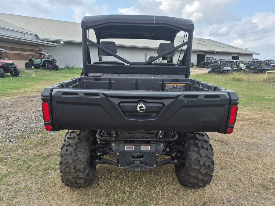 2025 Can-Am Defender XT HD9