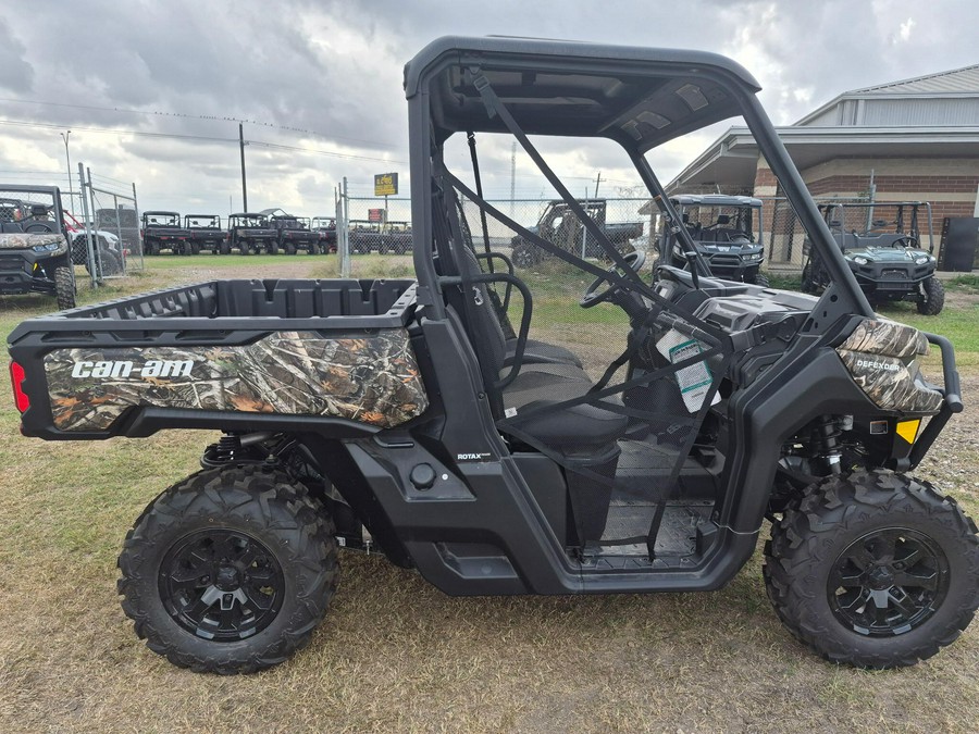 2025 Can-Am Defender XT HD9