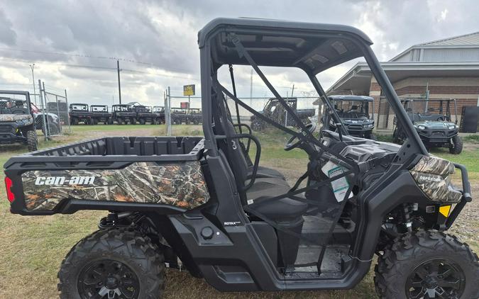 2025 Can-Am Defender XT HD9