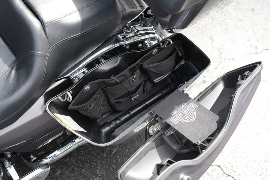 2014 Harley-Davidson FLHXS - Street Glide Special